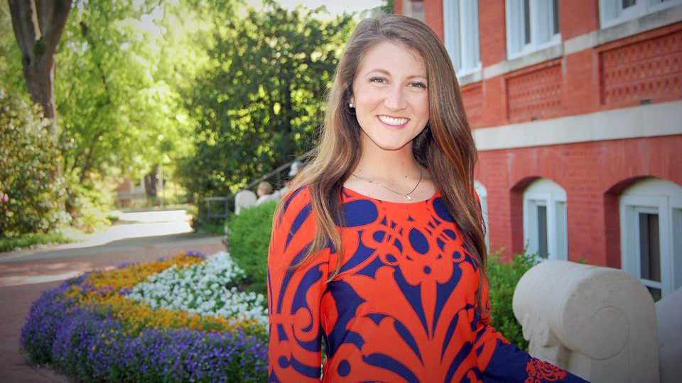 Rosa-Cantrell-Agricultural-Communications-Auburn-Alumni-headshot