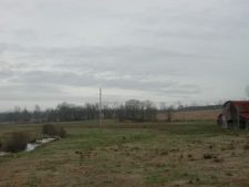 Dodd site, Wayne Co., TN Breeding site is near barn on right