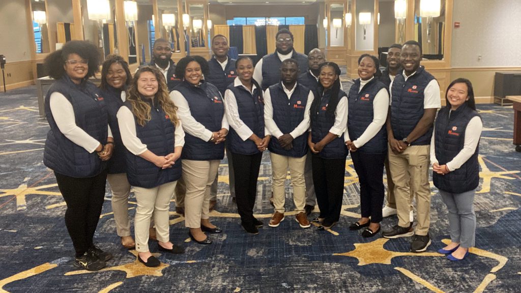 Graduate students attend national MANRRS conference / Auburn University