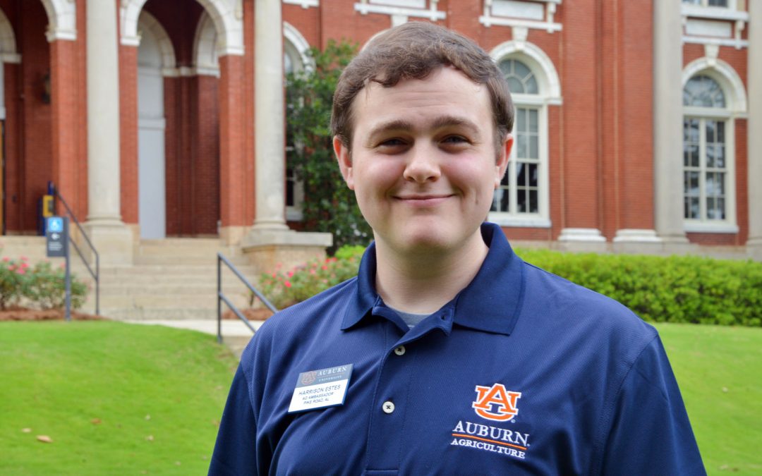 Harrison Estes thrives in applied biotechnology major