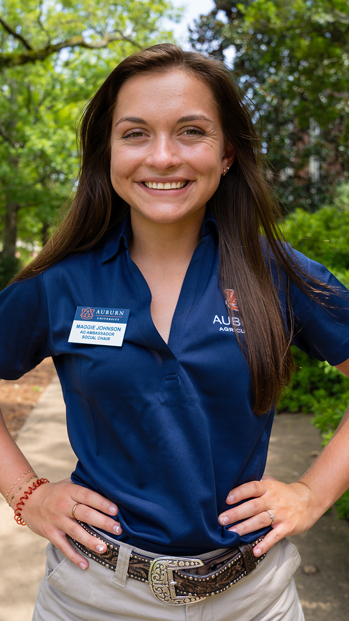 Maggie-Johnson-Ag-Ambassador-Auburn-college-coed-student-Headshot-20230812-03704-vert