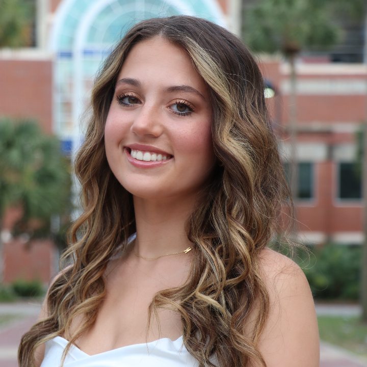 Nina Gilmore headshot